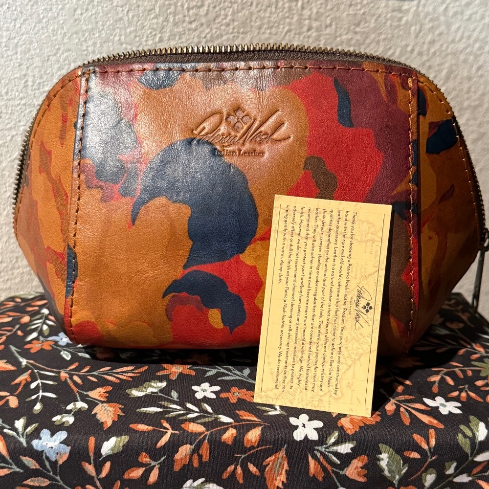 Patricia Nash Persian Camo Cosmetic Makeup Bag Clutch NWT BNNU